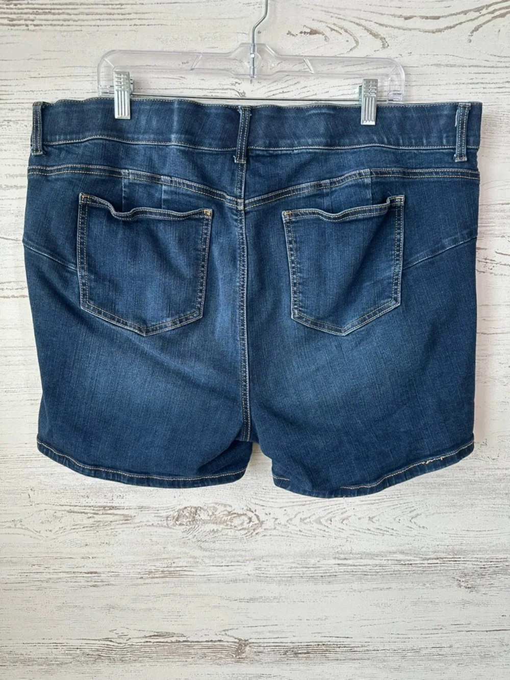 TORRID 5” Bombshell High Rise Short Stretch Denim Dark Wash Hydrosphere 22 - Picture 7 of 10